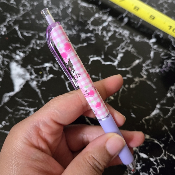 🍒🍒 (Bundle Only) Kuromi Pen - Picture 5 of 8